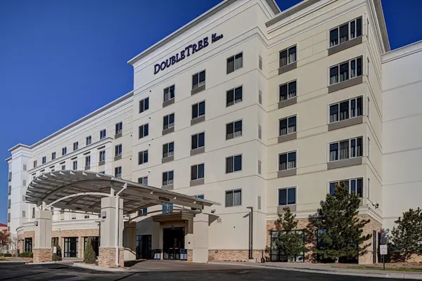 Photo 1 - DoubleTree by Hilton Denver International Airport