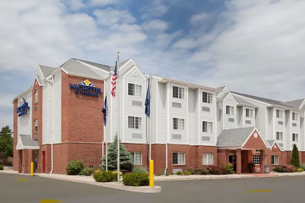 Photo 1 - Microtel Inn & Suites by Wyndham South Bend/At Notre Dame Un