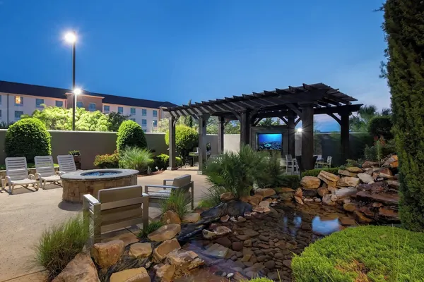 Photo 1 - Courtyard by Marriott Fort Worth West at Cityview