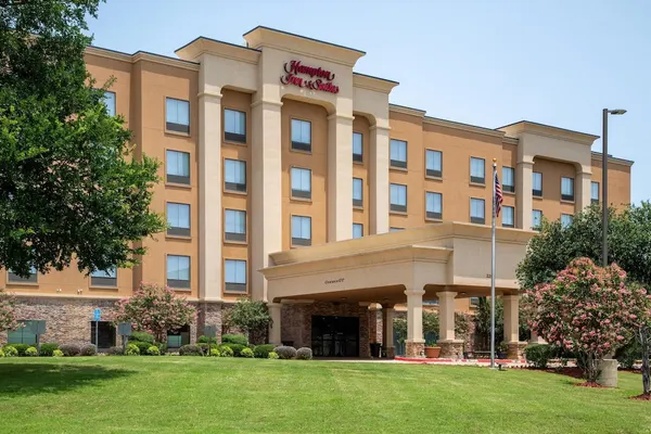 Photo 1 - Hampton Inn & Suites Dallas Arlington N Entertainment Dist.