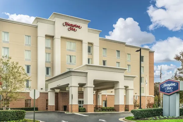 Photo 1 - Hampton Inn Richmond Airport