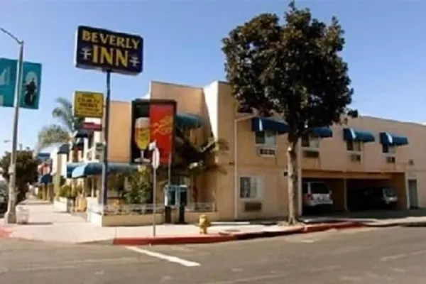 Photo 1 - Beverly Inn