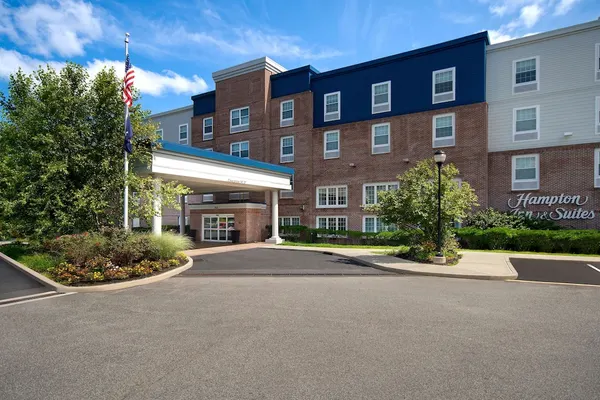 Photo 1 - Hampton Inn & Suites Yonkers