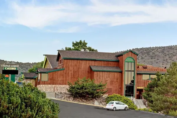 Photo 1 - Topaz Lodge