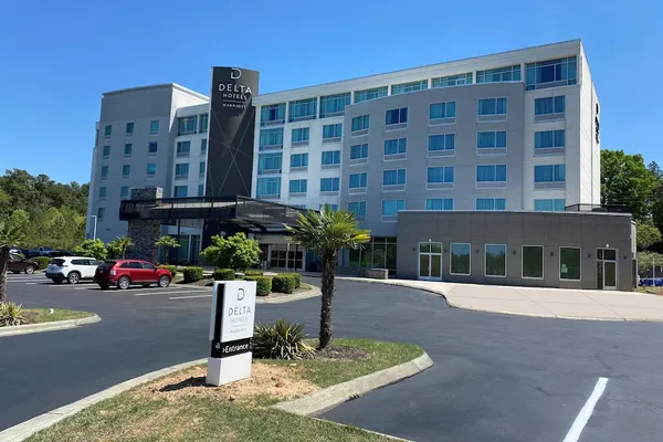 Photo 1 - Delta Hotels by Marriott Raleigh-Durham at Research Triangle Park