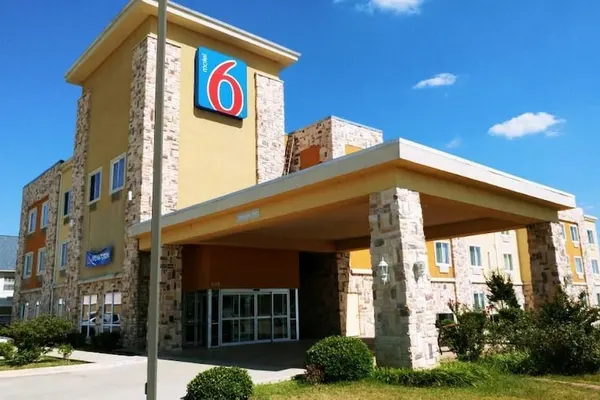 Photo 1 - Motel 6 Mineral Wells, TX