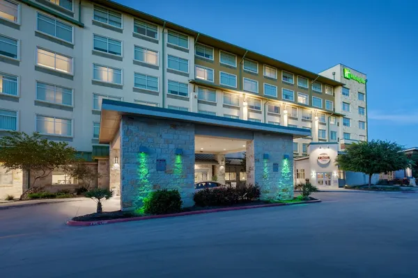 Photo 1 - Holiday Inn San Antonio Seaworld by IHG