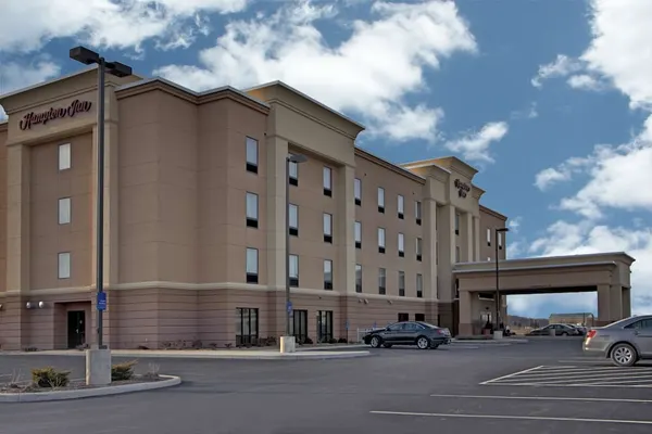 Photo 1 - Hampton Inn Defiance