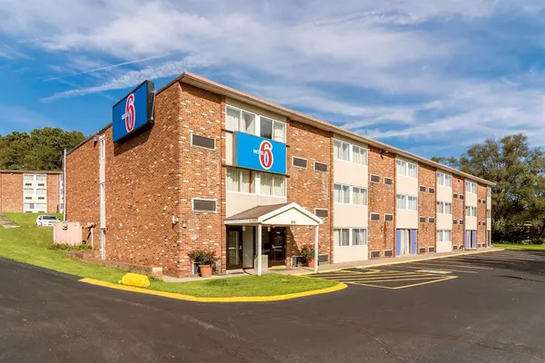 Photo 1 - Motel 6 New Stanton, PA