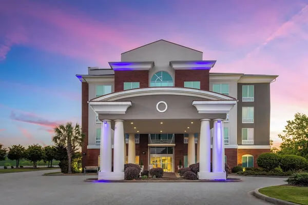 Photo 1 - Holiday Inn Express & Suites Newberry by IHG
