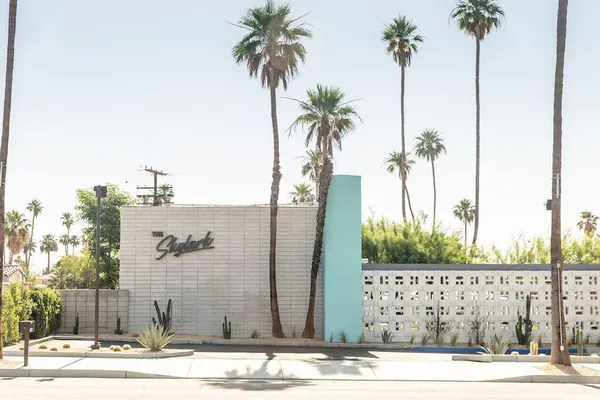 Photo 1 - The Skylark a Palm Springs Hotel