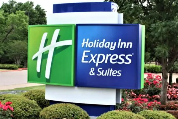 Photo 1 - Holiday Inn Express & Suites Bridgeport by IHG