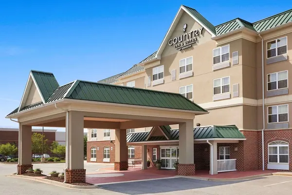 Photo 1 - Country Inn & Suites by Radisson, Lexington Park (Patuxent River Naval Air Station), MD