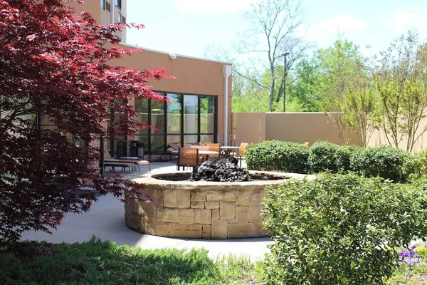 Photo 1 - Courtyard by Marriott Clarksville