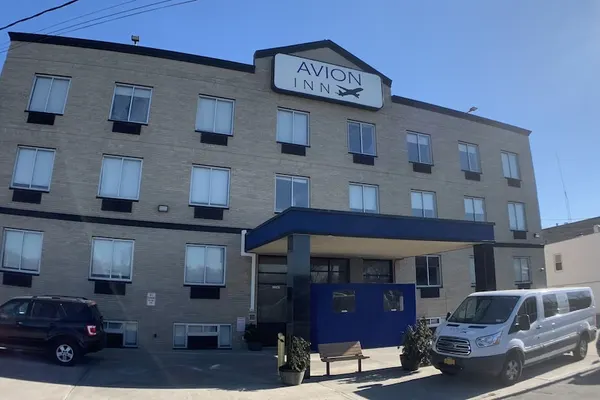 Photo 1 - Avion Inn Near LGA Airport, Ascend Hotel Collection