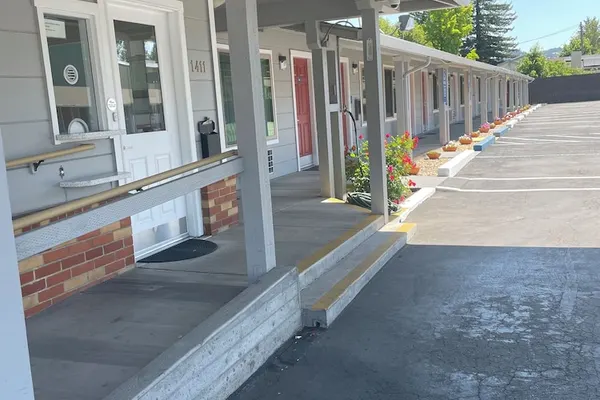 Photo 1 - Lark Motel