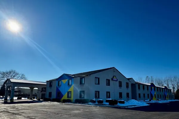 Photo 1 - Days Inn by Wyndham Lincoln, IL