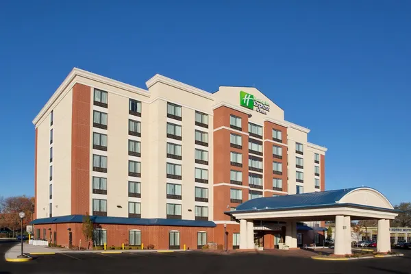 Photo 1 - Holiday Inn Express Hotel & Suites Columbus Univ Area - Osu, an IHG Hotel