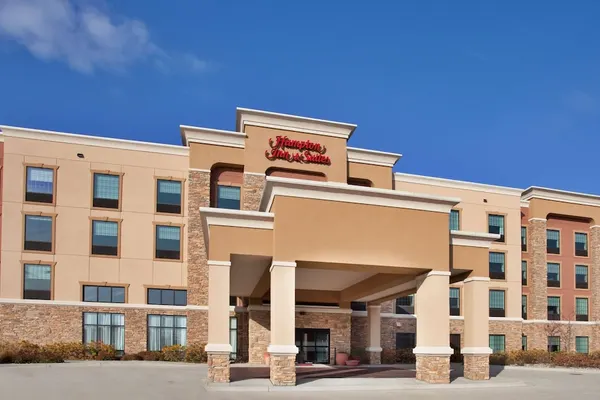 Photo 1 - Hampton Inn & Suites St. Cloud, MN