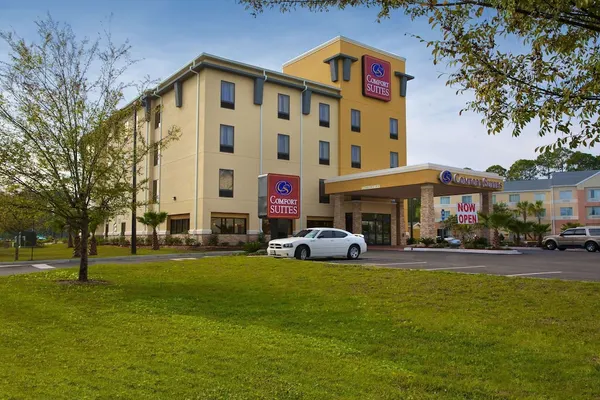 Photo 1 - Comfort Suites Golden Isles Gateway