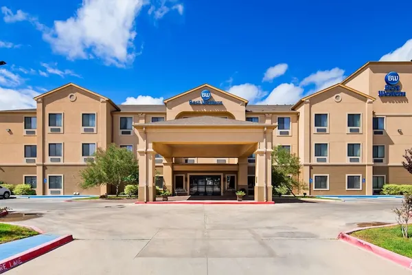 Photo 1 - Best Western Lamesa Inn & Suites