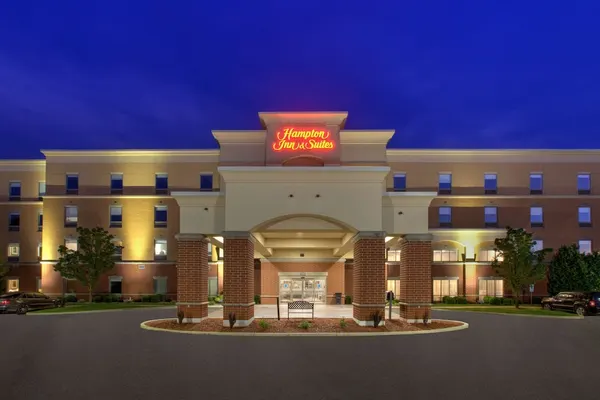 Photo 1 - Hampton Inn & Suites Flint/Grand Blanc