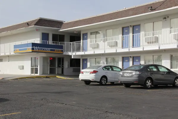 Photo 1 - Motel 6 Goodland, KS