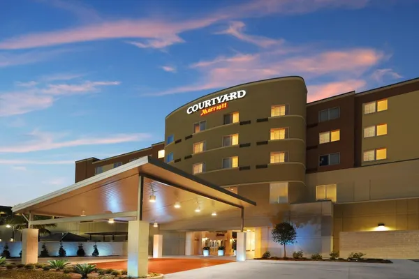 Photo 1 - Courtyard by Marriott Houston Pearland