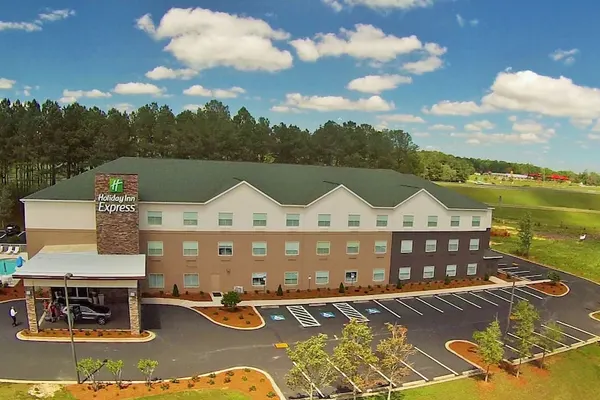 Photo 1 - Holiday Inn Express Defuniak Springs, an IHG Hotel