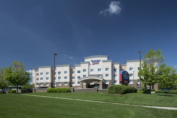 Photo 1 - Fairfield Inn & Suites by Marriott Kansas City Overland Park