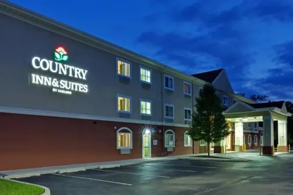 Photo 1 - Country Suites Absecon (Atlantic City, NJ)