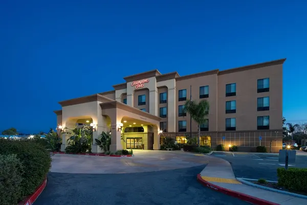 Photo 1 - Hampton Inn Visalia