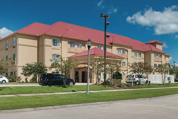 Photo 1 - La Quinta Inn & Suites by Wyndham Slidell - North Shore Area