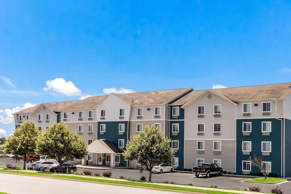 Photo 1 - Extended Stay America Select Suites - Fort Myers