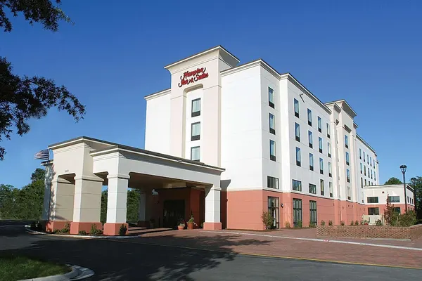 Photo 1 - Hampton Inn & Suites Chesapeake-Battlefield Blvd.