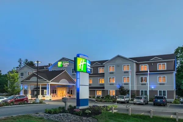 Photo 1 - Holiday Inn Express Hotel & Suites Tilton - Lakes Region by IHG