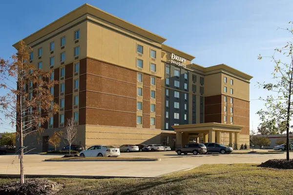 Photo 1 - Drury Inn & Suites Baton Rouge