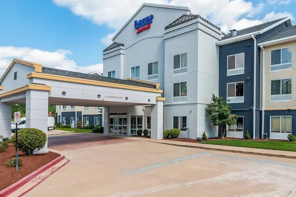 Photo 1 - Fairfield Inn & Suites by Marriott Columbia