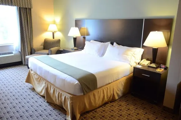 Photo 1 - Aspen Grand Hotel Houston