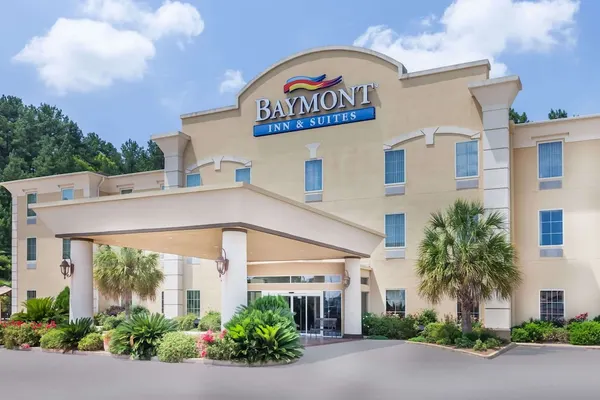 Photo 1 - Baymont by Wyndham Henderson