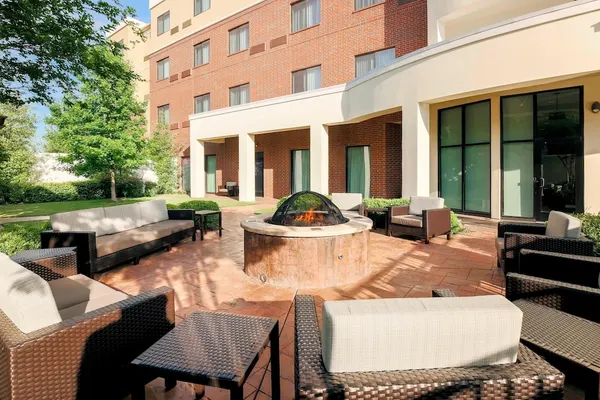 Photo 1 - Courtyard by Marriott Dallas Arlington South