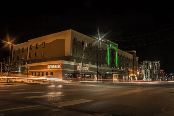 Photo 1 - Holiday Inn Omaha Downtown - Waterpark by IHG