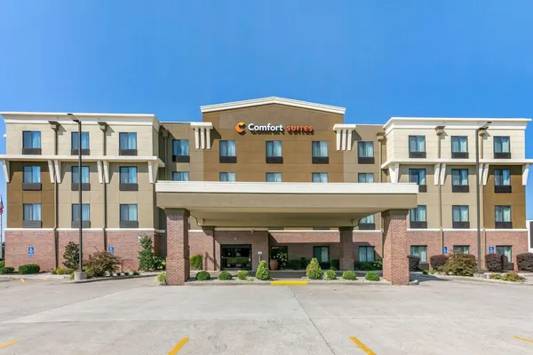 Photo 1 - Comfort Suites Hopkinsville near Fort Campbell