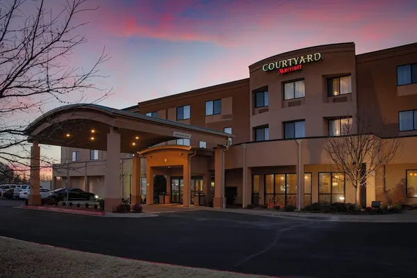 Photo 1 - Courtyard by Marriott Norman