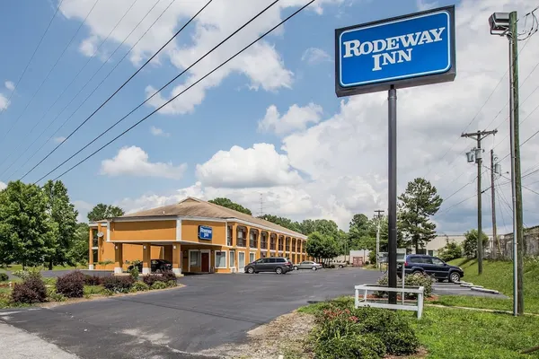 Photo 1 - Rodeway Inn