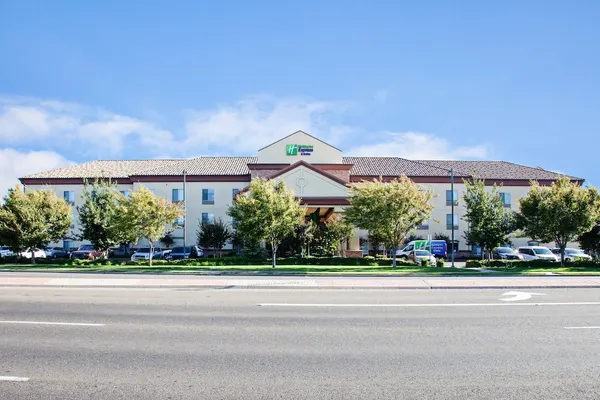 Photo 1 - Holiday Inn Express & Suites Clovis-Fresno Area