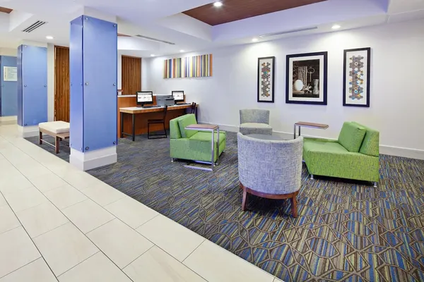 Photo 1 - Holiday Inn Express & Suites Clovis-Fresno Area by IHG