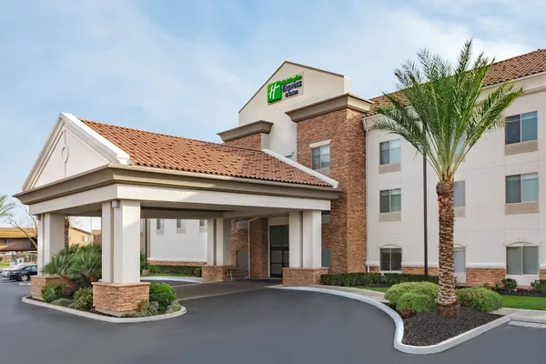 Photo 1 - Holiday Inn Express Hotel & Suites Merced, an IHG Hotel