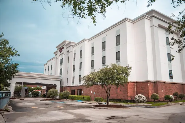 Photo 1 - Hampton Inn Gonzales