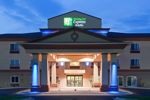 Photo 1 - Holiday Inn Express & Suites Antigo, an IHG Hotel